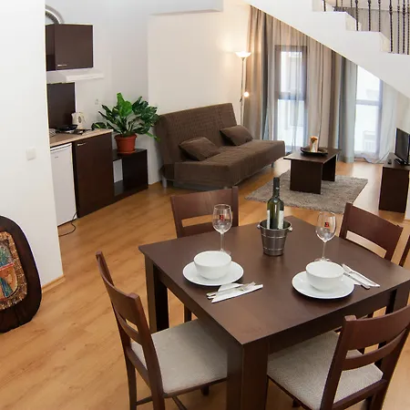 Ruby Tower Apartament